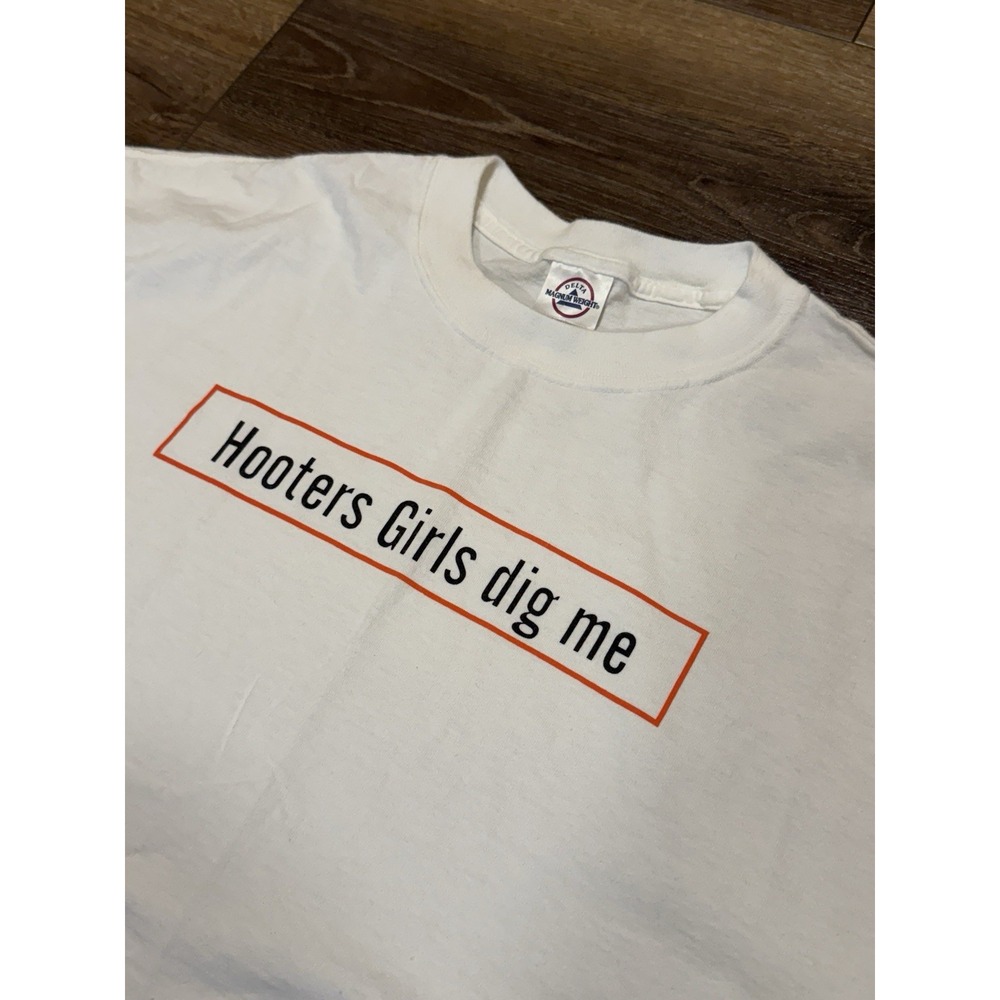 Vintage Y2K Delta Hooters Graphic Tee Shirt Double Side‎ White Men's Size XL